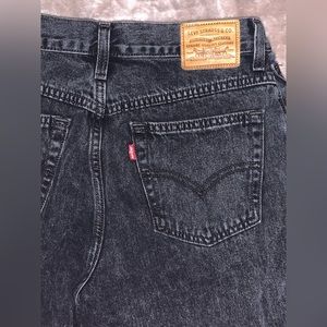 Levi’s high rise Mom jeans